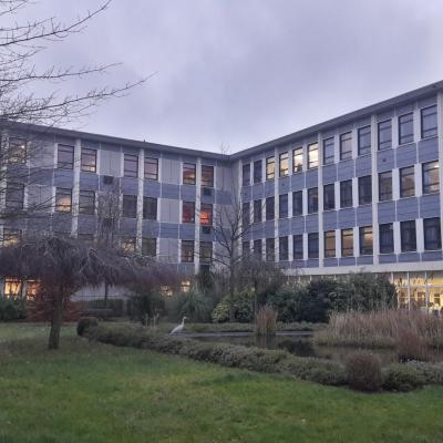 Les bâtiments 2 et 3 au lycée Gaston Berger